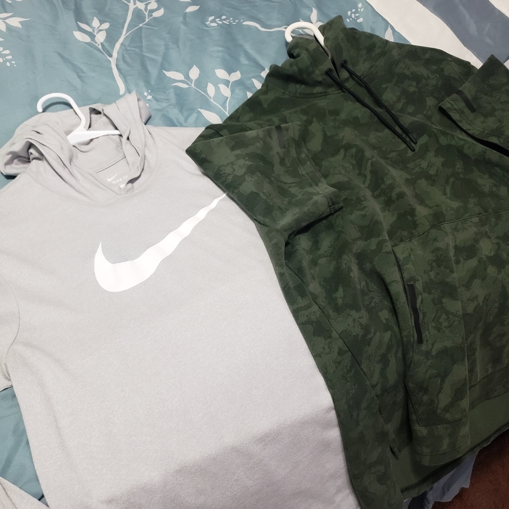 Nike hoodie bundle